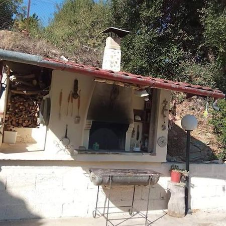 Persefoni'S Traditional House Promirion Exterior photo